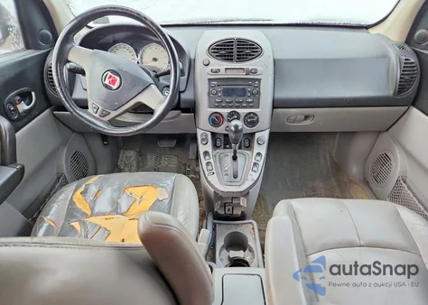 2004 Saturn Vue z USA, uszkodzony, nr VIN 5GZCZ634X4S811169